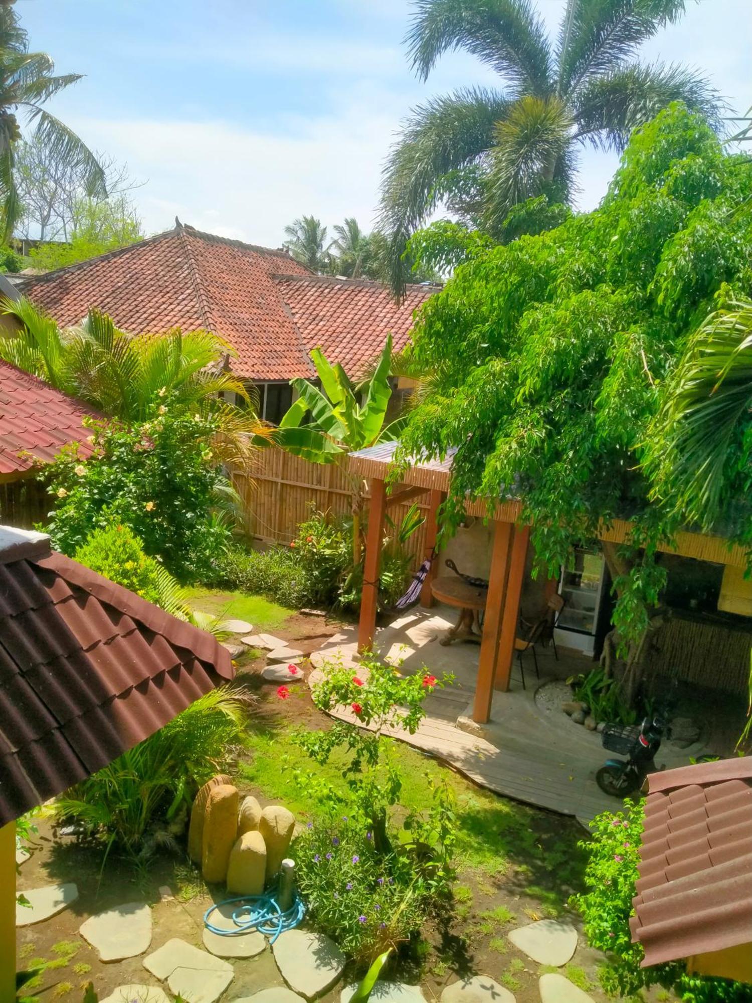 Little Elephant Cottage Gili Trawangan Exteriör bild