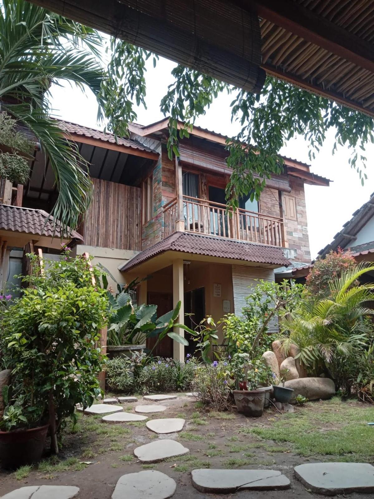 Little Elephant Cottage Gili Trawangan Exteriör bild
