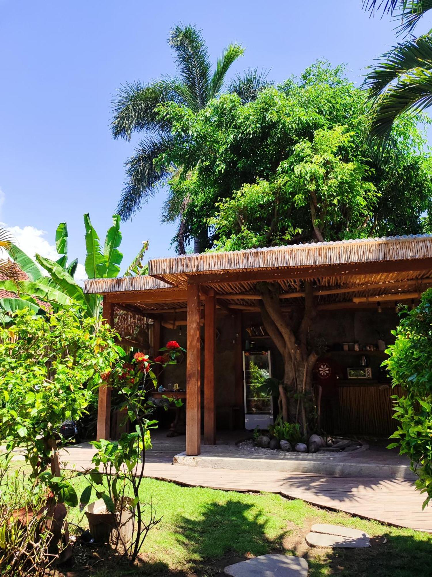 Little Elephant Cottage Gili Trawangan Exteriör bild
