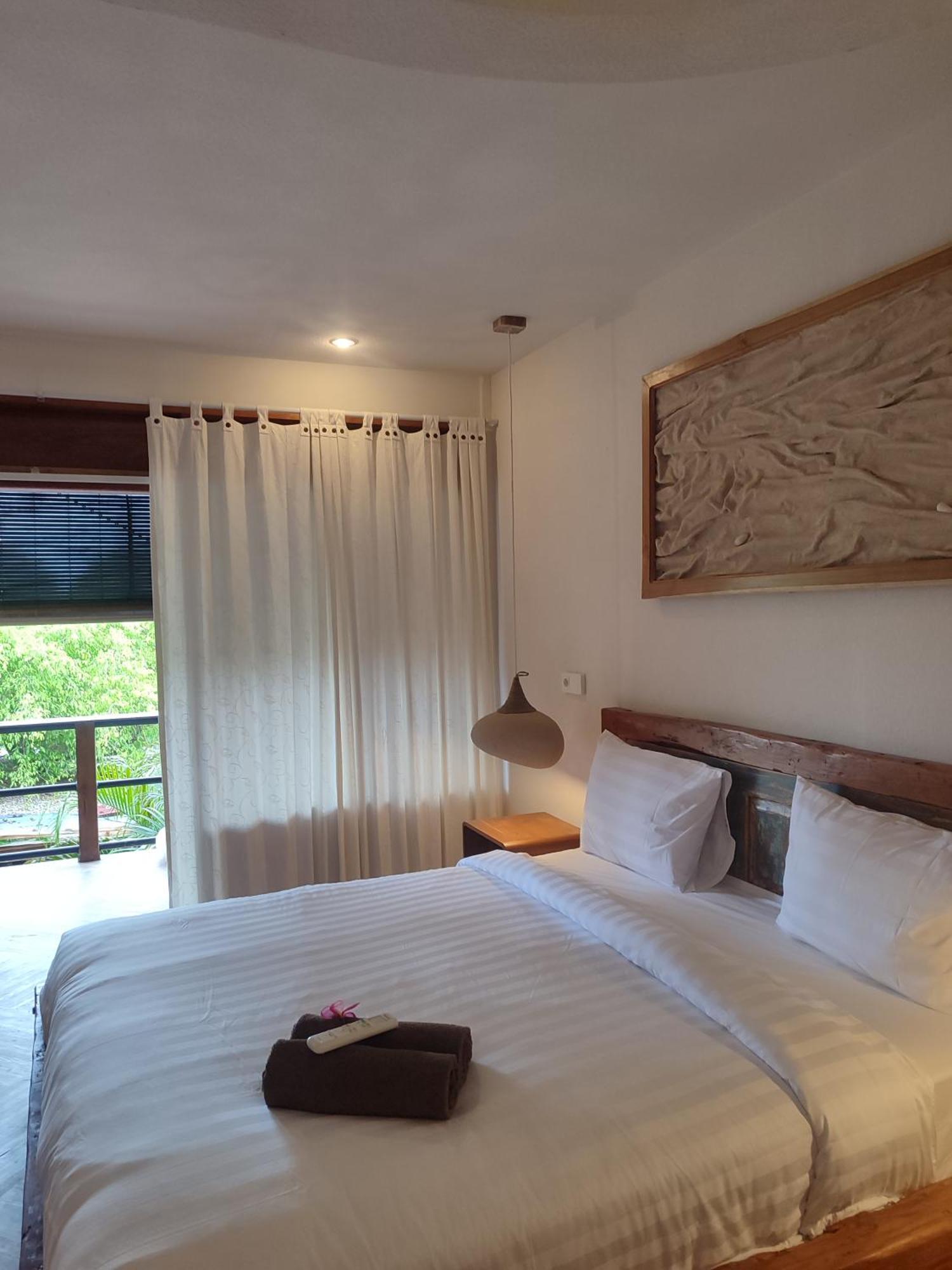 Little Elephant Cottage Gili Trawangan Exteriör bild